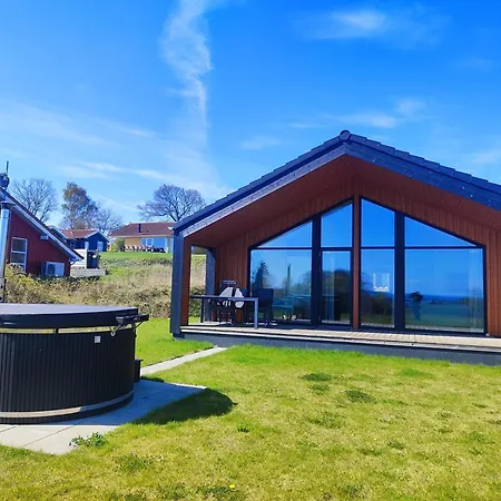 Sea View House With Sauna & Hot Tub For 8 Дом отдыха Augustenborg