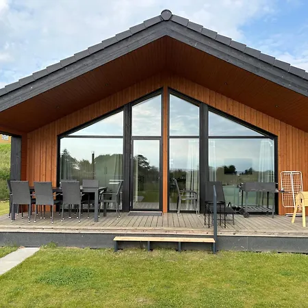 Sea View House With Sauna & Hot Tub For 8