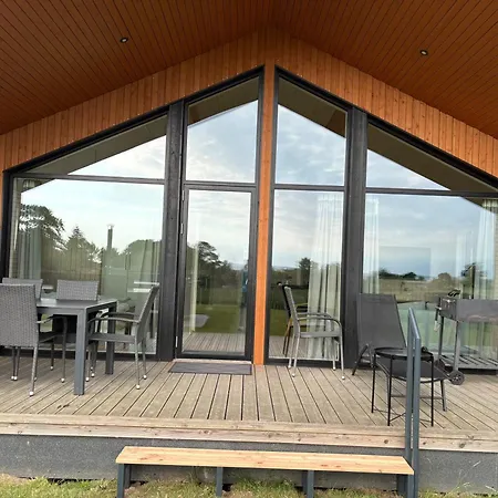 Sea View House With Sauna & Hot Tub For 8 Augustenborg