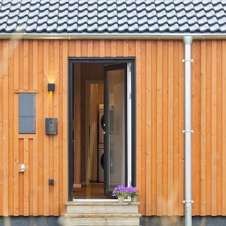 Дом отдыха Sea View House With Sauna & Hot Tub For 8