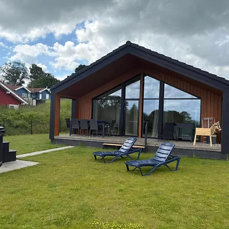 Sea View House With Sauna & Hot Tub For 8
