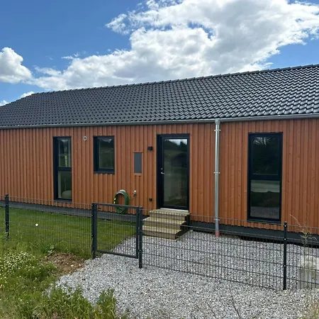 Sea View House With Sauna & Hot Tub For 8 Vakantiehuis *